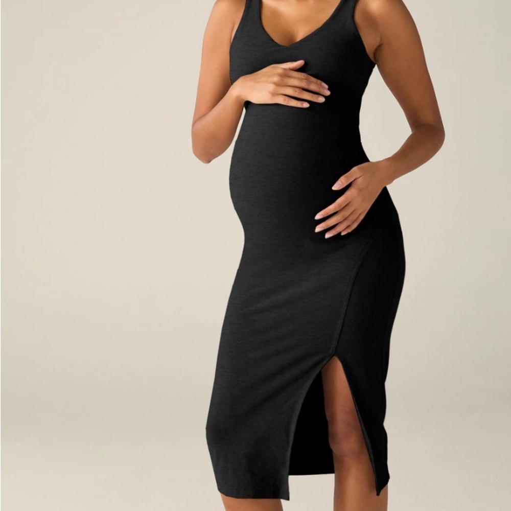 Beyond Yoga midi maternity dress in Spacedye Plum